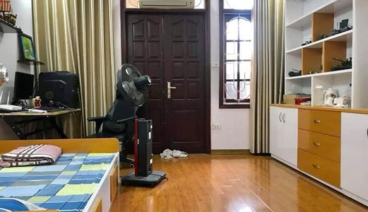Bán Nhà Lô Góc Thanh Xuân Phố Cự Lộc 38M 5 Tầng Mặt Tiền 5M 3.4Tỷ!!! Vị Trí Cực Đẹp!!!