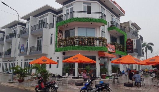 Bán Nhà Mới Xây Giá Rẻ 