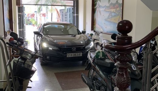 Hot: Bán Nhà Đẹp Như Khách Sạn, 8 Phòng Ngủ Đang Cho Thuê 15Tr/tháng, Trung Tâm Quận 12. Lh 0777707878