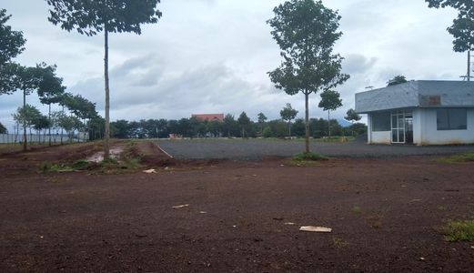 Cần Ra Đi Lô Đất 100M2 Pháp Lý Giấy Tờ Đầy Đủ Đất Mặt Tiền Bao Đẹp