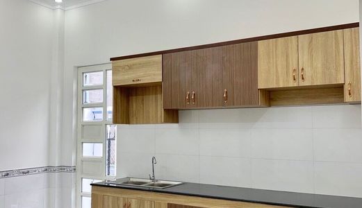 Bán Nhà Vị Trí Cực Đẹp Mặt Tiền Phan Đăng Lưu diện tích 36 m2, Chỉ 5.2 Tỷ.