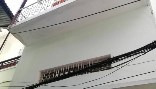 Bán Nhà Vị Trí Cực Đẹp Mặt Tiền Phan Đăng Lưu diện tích 36 m2, Chỉ 5.2 Tỷ.