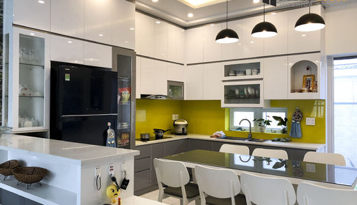 Bán Biệt Thự Trệt 2 Lầu, 5Phòng Ngủ 296M2 Nguyễn Văn Hưởng Quận 2. Giá 23Tỷ