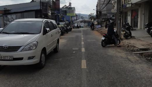 Cần Bán Khách Sạn Đường Nguyễn Chí Thanh- Phường 1- Tp Đà Lạt