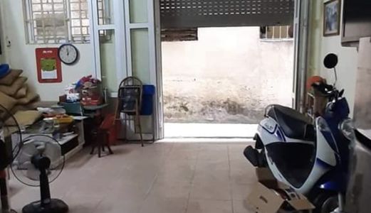 Bán Nhà Phố Thụy Khuê Diện tích 37 m2, 3 Tầng, Giá 2,8 Tỉ Tặng Nội Thất