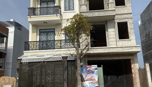 Bán Nhà Phố 1 Trệt 2 Lầu , Phường Phú Hòa , Thủ Dầu Một , Bình Dương 