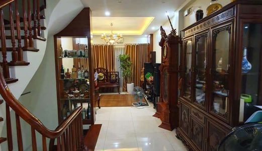 Cực Hiếm Nhà Mới Mặt Ngõ 1194 Chùa Láng 40M2 X 5 Tầng 5,2 Tỷ