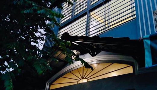 Bán Gấp Nhà Mới Đường Thích Quảng Đức Hẻm xe hơi