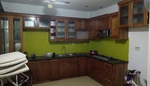 Bán Nhà Phố Cầu Giấy 40M 5 Tầng 5Pn Sổ Nở Hậu Hơn 4 Tỷ - Tặng Nội Thất