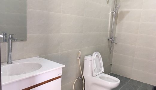 Nhà 3 Tầng Mới Keng - Kiệt Ô Tô K408 Hoàng Diệu (Hải Châu)