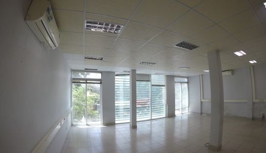 Cho Thuê Nhà Mặt Tiền Đường Trần Bình Trọng Phường 1 Quận 5 Dt 4*25M 5 Tầng Giá 79 Triệu