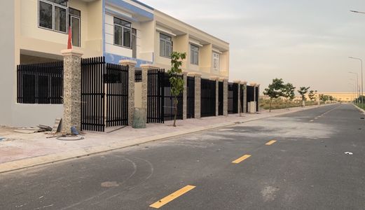 Đất Sổ Đỏ Tx Tân Uyên, Giá Chỉ 390Tr/110M2/thổ Cư Công Chứng Trong Ngày