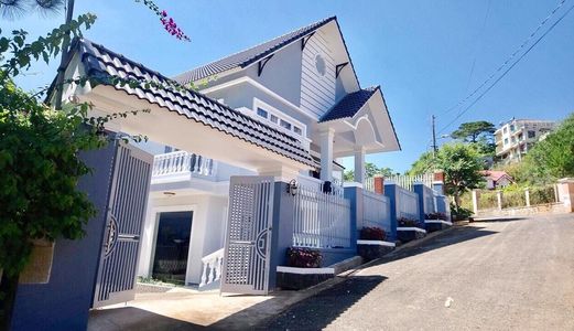 Bán Biệt Thự Cực Đẹp Kqh Đống Đa Tp Đà Lạt, Giá 19 Tỷ
