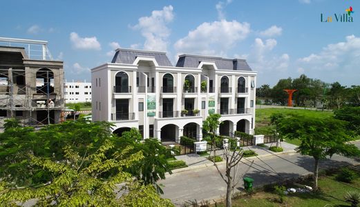 Bán Nhà Liền Kề Trung Tâm Thành Phố Tân An