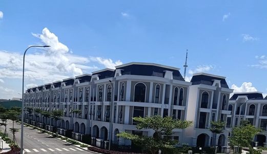 Bán Nhà Liền Kề Trung Tâm Thành Phố Tân An