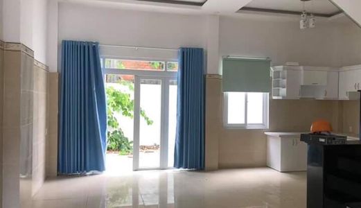 Nhà Phố Thủ Đức Mới Xây 1 Trệt 2 Lầu Sân Thượng Cực Đẹp