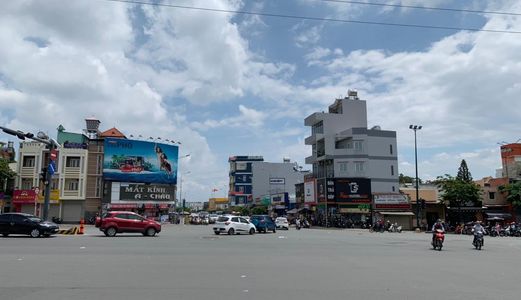 Bán Nhà Mặt Tiền Phan Văn Trị Giáp Phạm Văn Đồng.