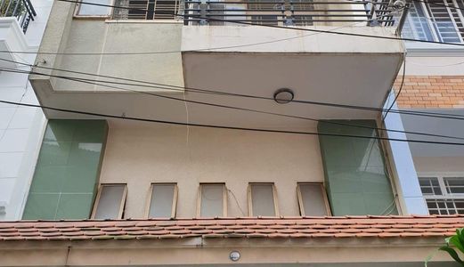 Bán Nhà Hẻm Xe Hơi