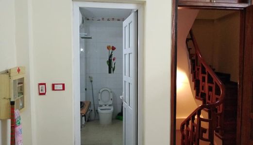 Chính Chủ Cần Bán Gấp Nhà Tân Mai, 5 Tầng, 42 M2, Giá 2.5 Tỷ.