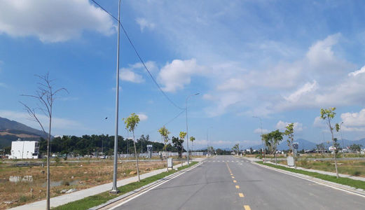 Cần Bán Gấp Lô Đất Nền 100M2 Đường 18M Gói 7 Mỹ Gia, Nha Trang. Giá Chỉ 21Tr/m2. Lh: 0905223350