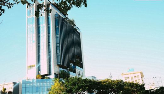 Văn Phòng Cho Thuê Hạng B Tại Trung Tâm Tp.đà Nẵng , Mặt Tiền Tuyến Đường Chính Của Thành Phố