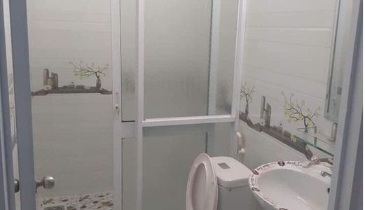  Bán Nhà Mới Xây Dọn Vào Ở Ngay 1 Trệt 3 Lầu 1Tỷ750 (Nhà Như Hình)