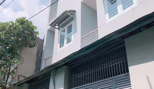 Bán Nhà Q7 , Nhà Đẹp , Hẻm Thông , Vị Trí Kinh Doanh Tốt 