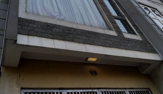 Bán Nhà Đẹp Nguyễn Khoái, Hoàng Mai, Diện tích 35 m2, 3 Tầng, Giá 2.1Tỷ, Ô Tô Đỗ Cửa.
