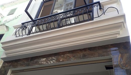 Bán Nhà Phố Bồ Đề, Quận Long Biên, 47M2; 5 Tầng, Giá Chỉ 4.9 Tỷ. Lh 0352606282.