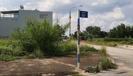 Bán Gấp Lô Đất Dt 76M2 Ngay Mặt Tiền Đường Nội Bộ Khu Dân Cư Bửu Long Giá Chỉ 2.6 Tỷ 