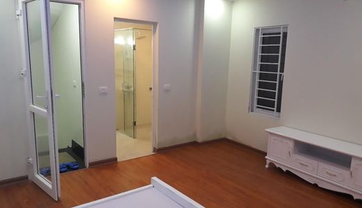 Bán Nhà Ngõ 12 Lương Khánh Thiện Thông Ngõ 22 Nguyễn Đức Cảnh, Diện Tích 34M, 5 Tầng, Giá 2.65Tỷ