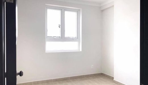 Cho Thuê Căn Chung Cư 52M2 View Mặt Đường Võ Văn Kiệt 7Tr/m2