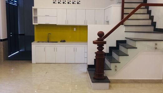 Bán Nhà Chính Chủ 1 Trệt 3 Lầu 2 Mặt Tiền Có Gara Oto , Quận Thủ Đức