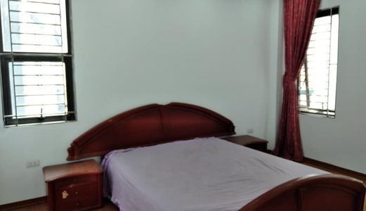 Nhà Mới Xây Vài Năm Hoàng Hoa Thám Ba Đình 52M2 X 5T, Mt4.2, 4.2 Tỷ. 