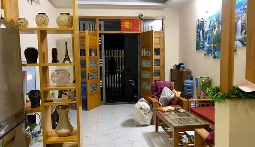 Bán Nhà Đẹp Xuân Đỉnh 38M 5 Tầng Ô Tô Đỗ Cổng Giá 3.2 Tỷ- Tặng Nội Thất Xịn