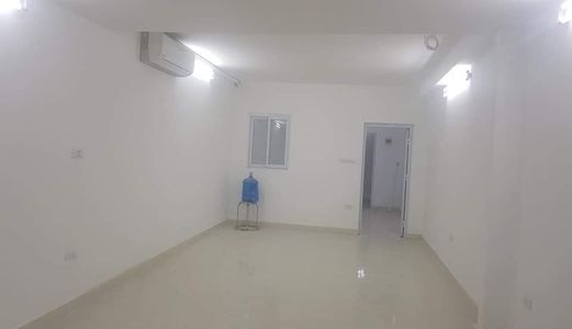 Bán Nhà Tập Thể D4 Nghĩa Tân 3 Tỷ - Kinh Doanh - Ô Tô Tránh Diện Tích Sử Dụng 80M