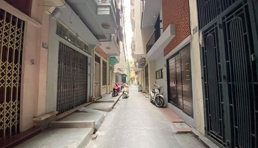 Siêu Phẩm! 2.5 Tỷ, Nhà 29M2 X 4 Tầng, Tại Phương Mai, Đống Đa, Lh 0911336133.