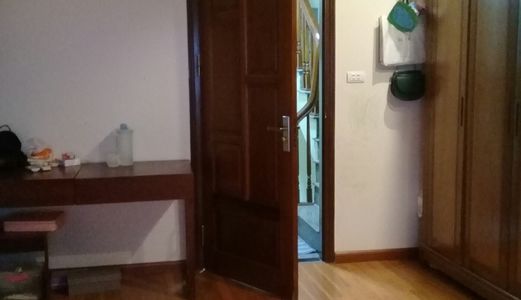 Bán Gấp Trước Tết Nhà Ô Tô Đỗ Cửa, Hai Bà Trưng, Diện tích 38M2 Giá Chỉ 3 Tỷ