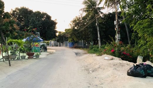 Lô Duy Nhất Gần Khách Sạn Thời Bình Đường Đinh Tiên Hoàng Cách Biển 1Km, Giá Chỉ 10,7Tr/m2. 