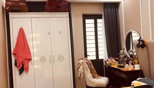 Chính Chủ Bán Nhà Phân Lô 2 Mặt Tiền Ngõ 1194 Đường Láng Ô Tô Đỗ Cửa 42M 4 Tầng 5 Tỷ