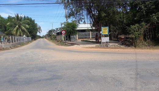 Bán Lô Đất Mặt Tiền Đường Nhựa Rộng Tới 10M,ngay Trường Phước Thạnh,gò Dầu,tây Ninh,sổ Hồng Riêng.
