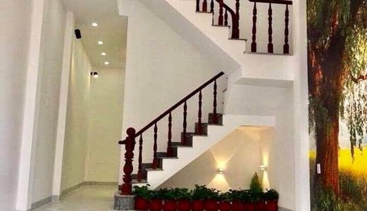 Bán Nhà Đang Cho Thuê 35Tr/tháng, Hẻm Xe Hơi, Đường Hòa Hảo