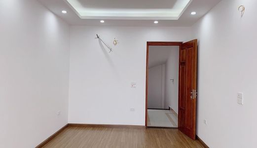 Chính Chủ Bán Gấp Nhà Phân Lô Âu Cơ 30M 6 Tầng Giá 3 Tỉ Tặng Nội Thất 100Tr