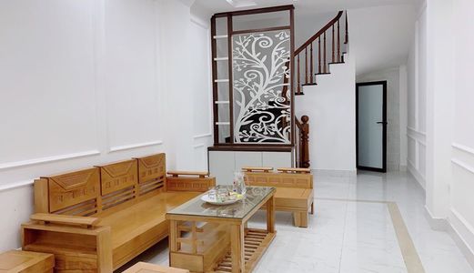 Chính Chủ Bán Gấp Nhà Phân Lô Âu Cơ 30M 6 Tầng Giá 3 Tỉ Tặng Nội Thất 100Tr