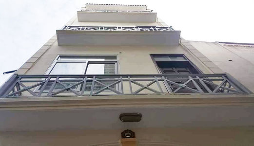 Nhà Gần Nguyễn Trãi, Lô Góc, Dtsd: 186M2 = 5 Tầng, Giá Rẻ Bất Ngờ Chỉ 3.65 Tỷ, Ôtô Cách Nhà 15M, Nhà Mới Ở Ngay. Lh: 0568005266