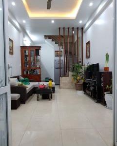 Nhà Đẹp 4 Tầng Ở Ngay, Chỉ 1 Tỷ 450 Triệu, Phố Ngọc Hồi – Giải Phóng, Ngõ To Oto Tránh.