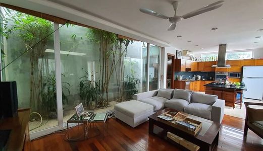 Bán Nhà Mặt Phố Đường Đôi Tân Mai, Lô Góc, Kd Cực Tốt: 65M2 5Tầng, Mt 5M, 11 Tỷ. 0971592204