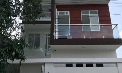 Bán Nhà 2 Lầu Đường Hoàng Phan Thái 5X20 Giá 2,5 Tỷ, Sổ Hồng Riêng