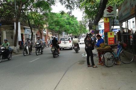 Chính Chủ Bán Nhà Khu Vực Đội Cấn. Ba Đình. Mặt Tiền 5M Giá 2.1 Tỷ.