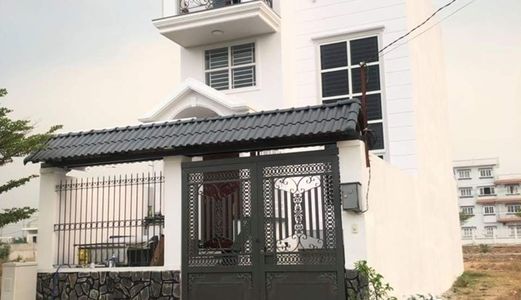 Tôi Chính Chủ Cần Bán Lô Đất Mt Ngay Vòng Xoay Trần Văn Giàu-Tỉnh Lộ 10.đã Có Sổ Hồng.giá 29Tr/m2. 